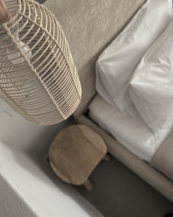 Arco Bianco Suites Akrotírion エクステリア 写真