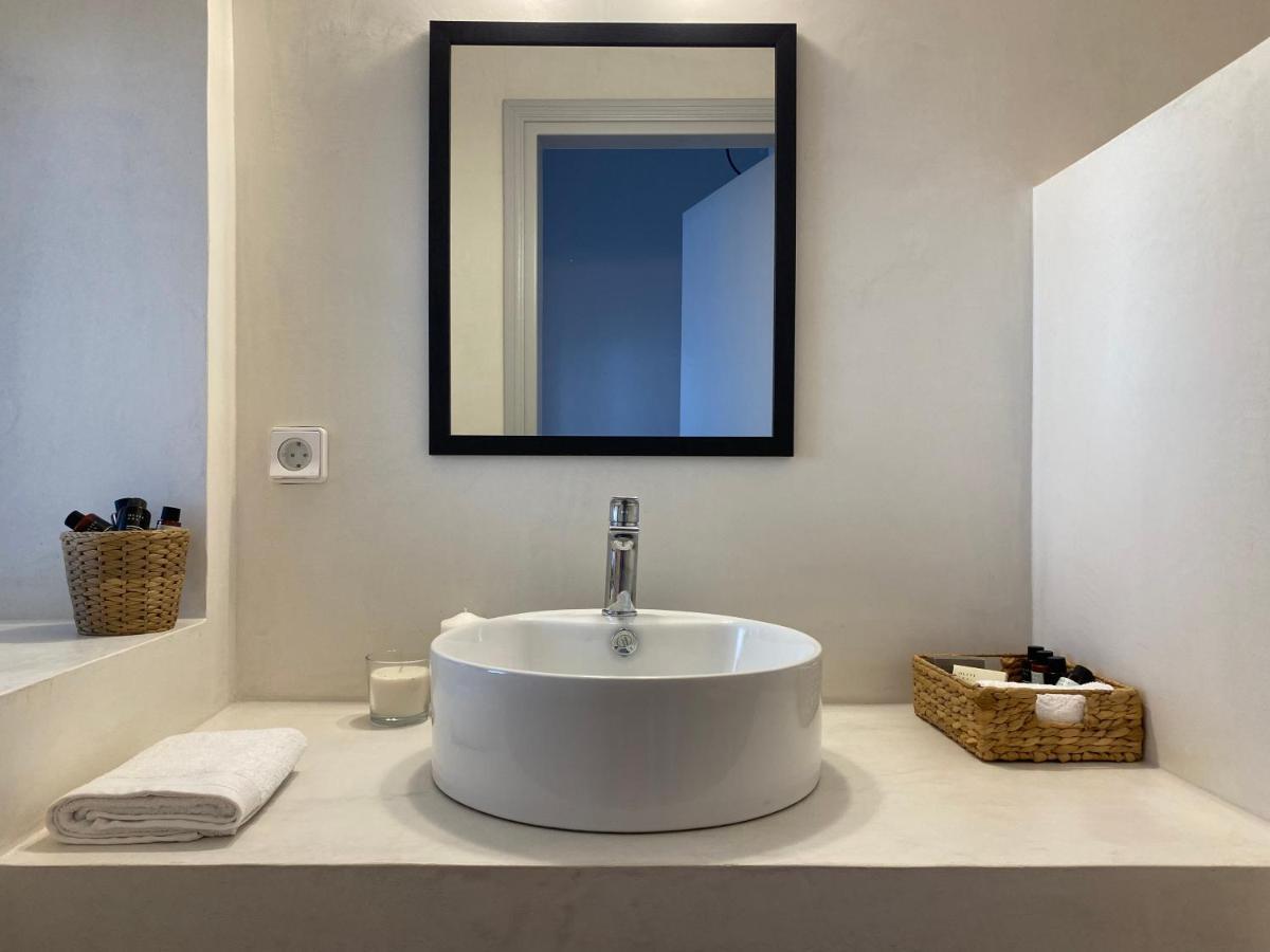 Arco Bianco Suites Akrotírion エクステリア 写真